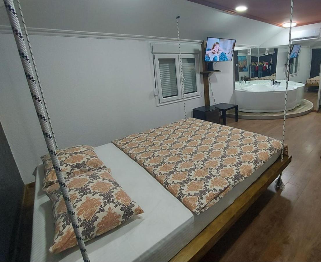 Mistik Secret Apartments Jagodina Ngoại thất bức ảnh
